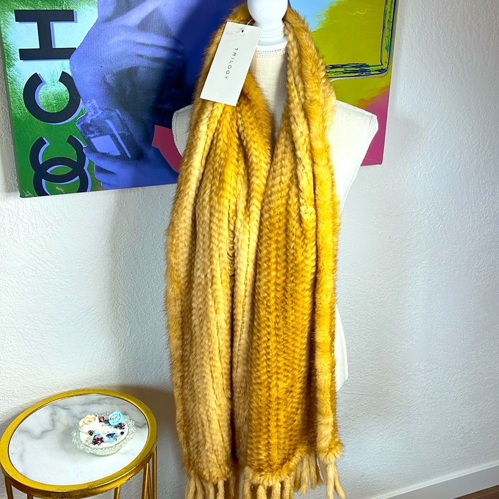 TRILOGY WHISKEY MINK STOLE FUR W/FRINGE